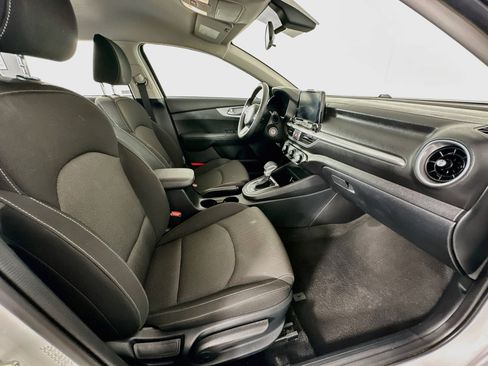 Used 2024 Kia Forte LXS FWD image 28