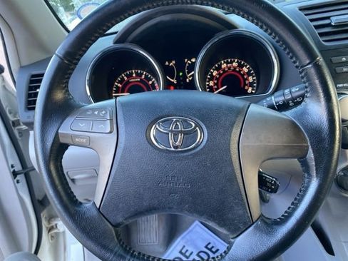 Used 2009 Toyota Highlander 2WD image 26