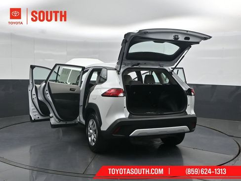 Used 2024 Toyota Corolla Cross L AWD/4WD image 53