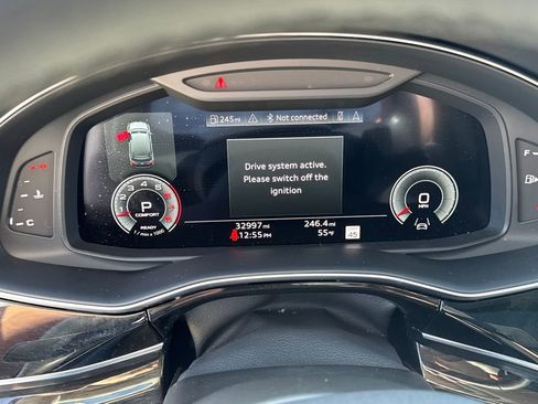 Used 2022 Audi Q7 3.0T Prestige image 25