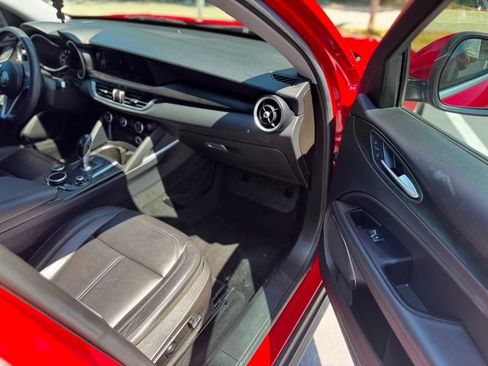 Used 2019 Alfa Romeo Stelvio RWD image 30