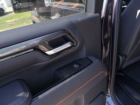 New 2026 GMC Sierra 2500 AT4 w/ AT4 Premium Plus Package AWD/4WD image 11
