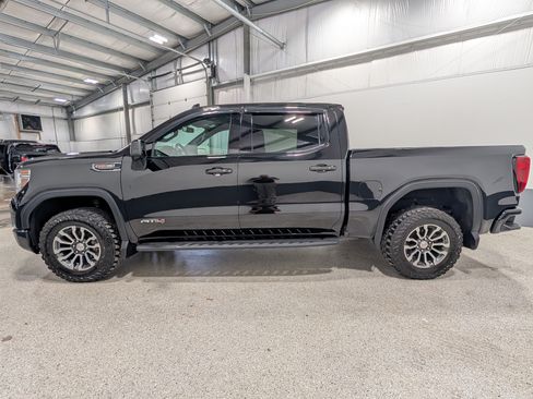 Used 2022 GMC Sierra 1500 AT4 AWD/4WD image 5