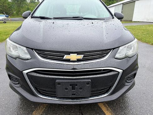Used 2017 Chevrolet Sonic LT FWD image 2