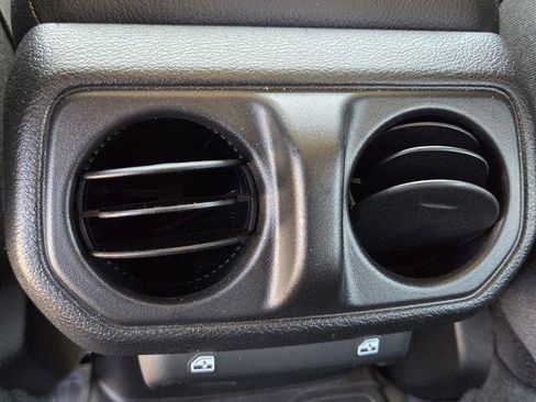 Used 2026 Jeep Wrangler Unlimited Sport AWD/4WD image 14