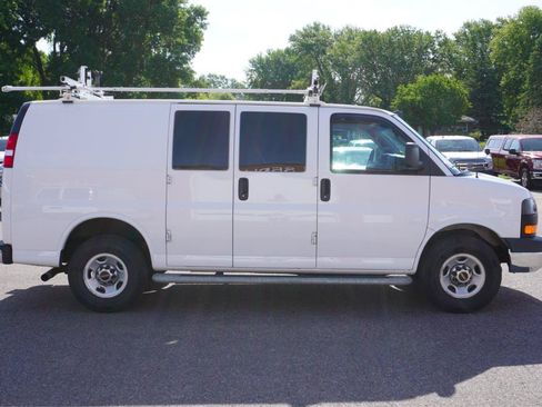 Used 2020 GMC Savana 2500 w/ Driver Convenience Package RWD image 6