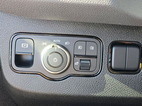New 2026 Mercedes-Benz Sprinter 2500 image 37