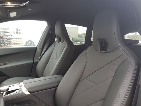 New 2026 BMW iX xDrive45 AWD/4WD image 7