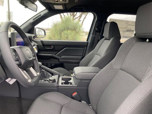 New 2026 Toyota 4Runner SR5 image 2