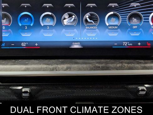 Used 2023 BMW X7 xDrive40i w/ Premium Package image 49