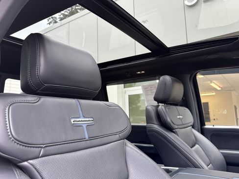Certified 2025 Ford F350 Platinum AWD/4WD image 16