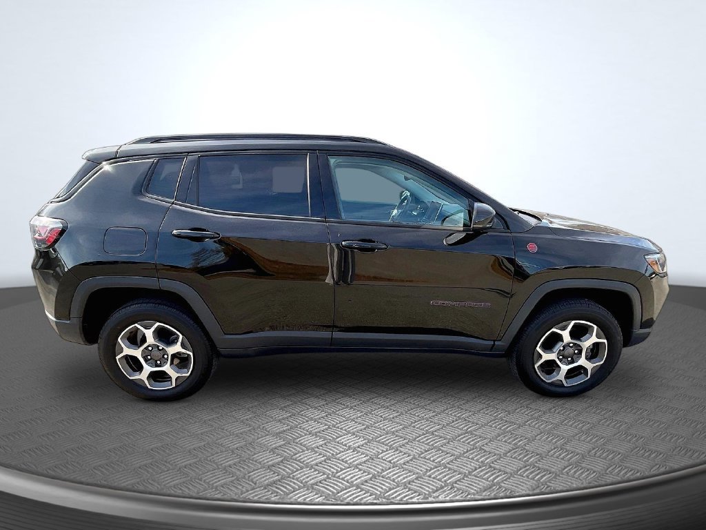 Used 2022 Jeep Compass Trailhawk w/ Trailhawk Elite Group AWD/4WD image 4