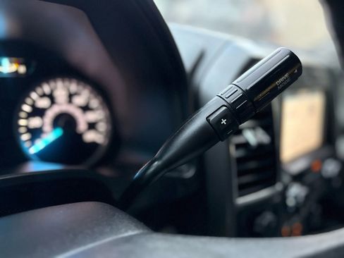 Used 2019 Ford F150 XLT image 36