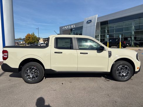 New 2025 Ford Maverick XLT w/ Equipment Group 301A image 11