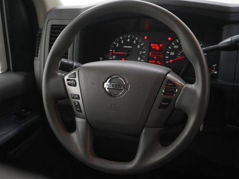 Used 2020 Nissan NV 3500 S image 16