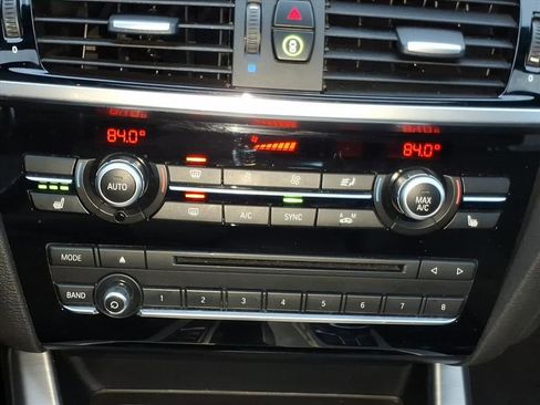 Used 2018 BMW X4 M40i image 17