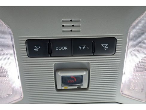 Used 2023 Toyota RAV4 XLE FWD image 40