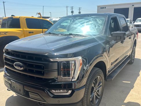 Used 2022 Ford F150 Lariat w/ Equipment Group 502A High AWD/4WD image 3