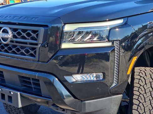 Used 2023 Nissan Frontier SV w/ Midnight Edition Package image 33