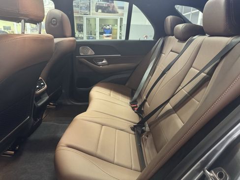 Used 2025 Mercedes-Benz GLE 450e 4MATIC image 13