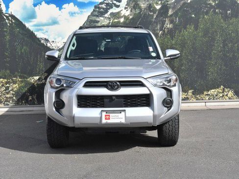 Certified 2022 Toyota 4Runner SR5 Premium image 5