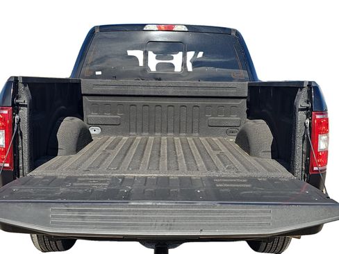 Used 2018 Ford F150 XLT w/ Equipment Group 302A Luxury image 19