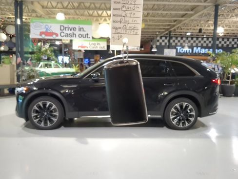 Used 2024 MAZDA CX-90 Plug-In Hybrid w/ Premium Plus AWD/4WD image 4