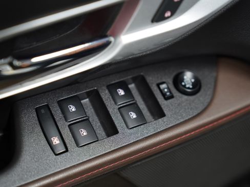 Used 2012 GMC Terrain SLT w/ Chrome and Technology Package AWD/4WD image 16