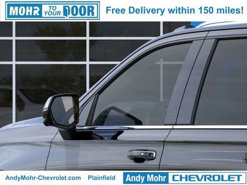 New 2026 Chevrolet Suburban Premier image 12