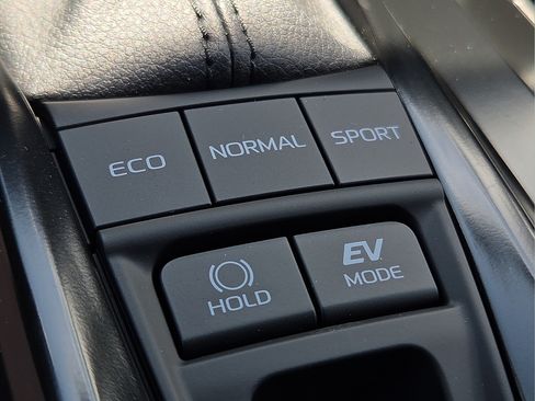 New 2026 Toyota Camry SE FWD image 22
