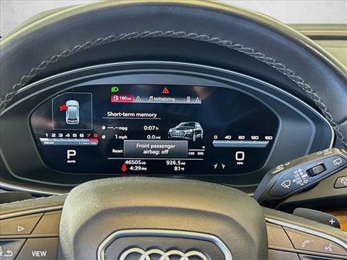 Used 2022 Audi Q5 2.0T Premium Plus w/ Premium Plus Package AWD/4WD image 12