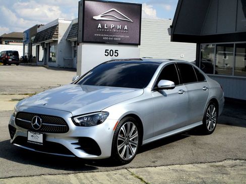 Used 2021 Mercedes-Benz E 350 4MATIC Sedan w/ Premium Package image 5