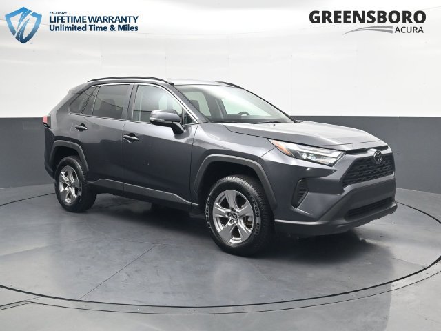 Used 2025 Toyota RAV4 XLE FWD image 3