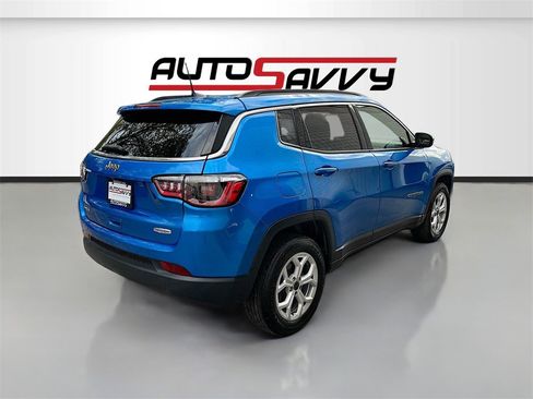 Used 2025 Jeep Compass Latitude image 7