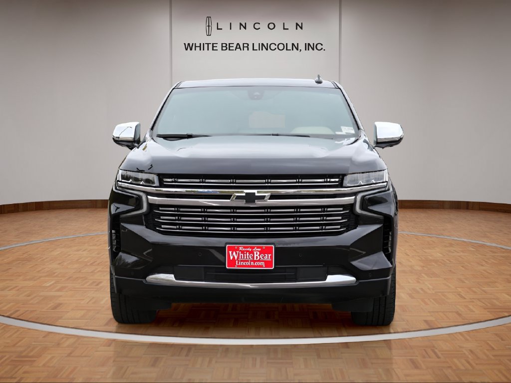 Used 2022 Chevrolet Suburban Premier AWD/4WD image 2