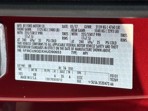 Used 2017 Ford Escape SE w/ Equipment Group 201A AWD/4WD image 15