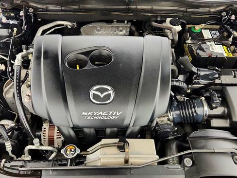 Used 2018 MAZDA MAZDA3 Touring FWD image 26