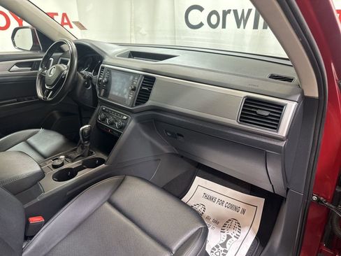 Used 2019 Volkswagen Atlas SE w/ Towing Package image 13