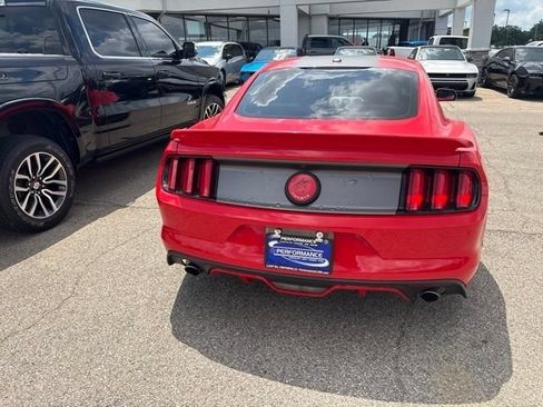 Used 2016 Ford Mustang GT Premium w/ Equipment Group 401A RWD image 9