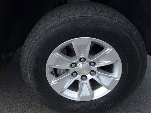 Used 2019 Chevrolet Silverado 1500 LT w/ Texas Edition image 29