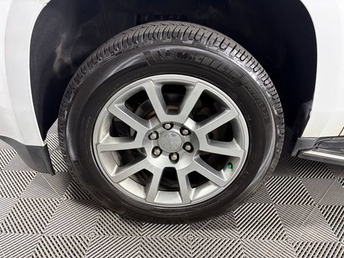 Used 2019 GMC Yukon Denali w/ Open Road Package AWD/4WD image 11
