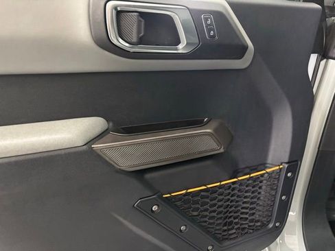 Used 2021 Ford Bronco Badlands image 10