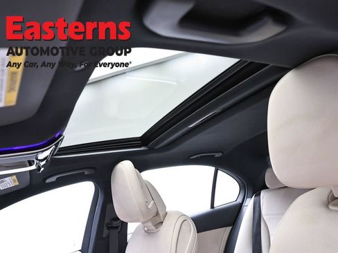Used 2023 Mercedes-Benz C 300 4MATIC Sedan image 33