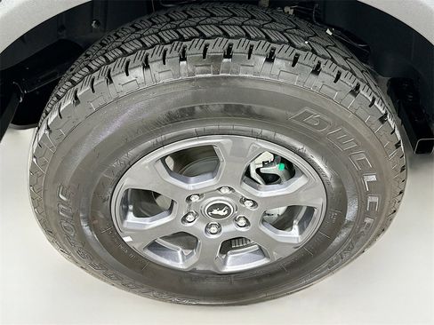 Used 2025 Ford Bronco Big Bend image 32
