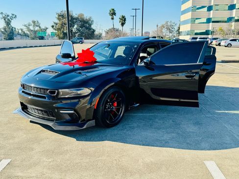 Used 2023 Dodge Charger SRT Hellcat image 32
