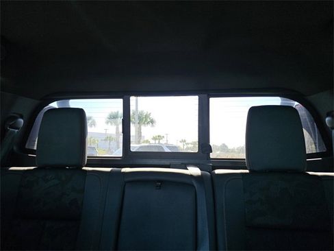 Used 2021 Nissan Titan PRO-4X w/ Pro-4x Utility Package image 14