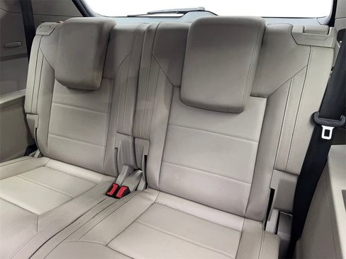 Used 2023 Volkswagen Atlas SE w/ Panoramic Sunroof Package image 39