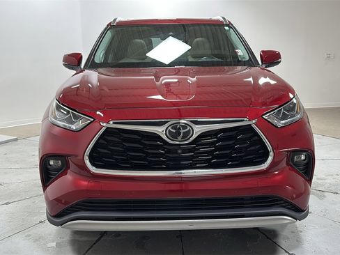 Certified 2020 Toyota Highlander Platinum image 2