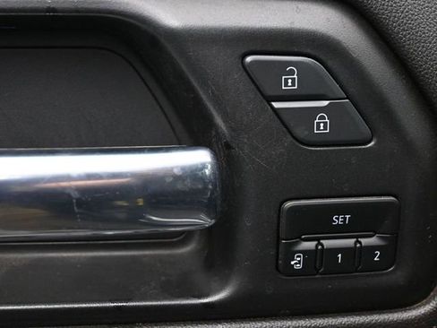Used 2021 GMC Sierra 1500 AT4 w/ AT4 Premium Package AWD/4WD image 12