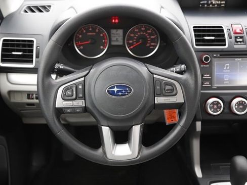 Used 2018 Subaru Forester 2.5i w/ Alloy Wheel Package image 16